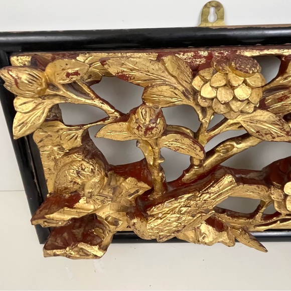 Asian Hand Carved Gilt Wooden Bird Floral Art Hanging 13” x 8” Wall Panel Decor - Picture 4 of 16